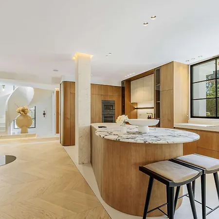 Provence Coming Soon Villa *